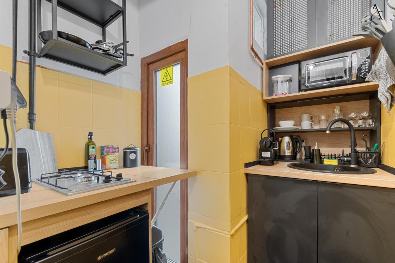 11 Apartament